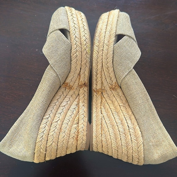 Tory Burch Women’s Filipa Metallic Linen Peep Toe Wedge Espadrille Preppy - Picture 10 of 11